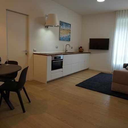 Danae Home Milan Bagian luar foto